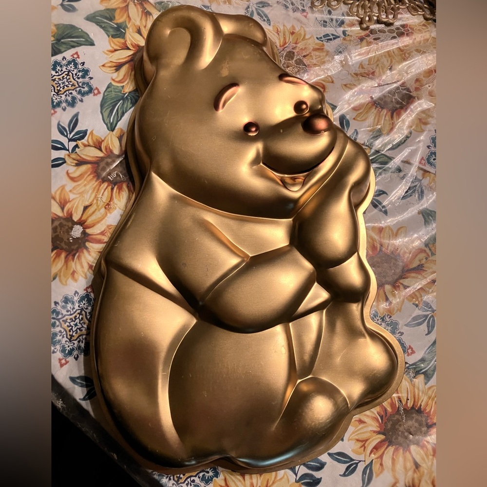 VTG WILTON "WINNIE THE POOH" CAKE MOLD WALT DISNEY WITH ORIGINAL PAPER INSERT